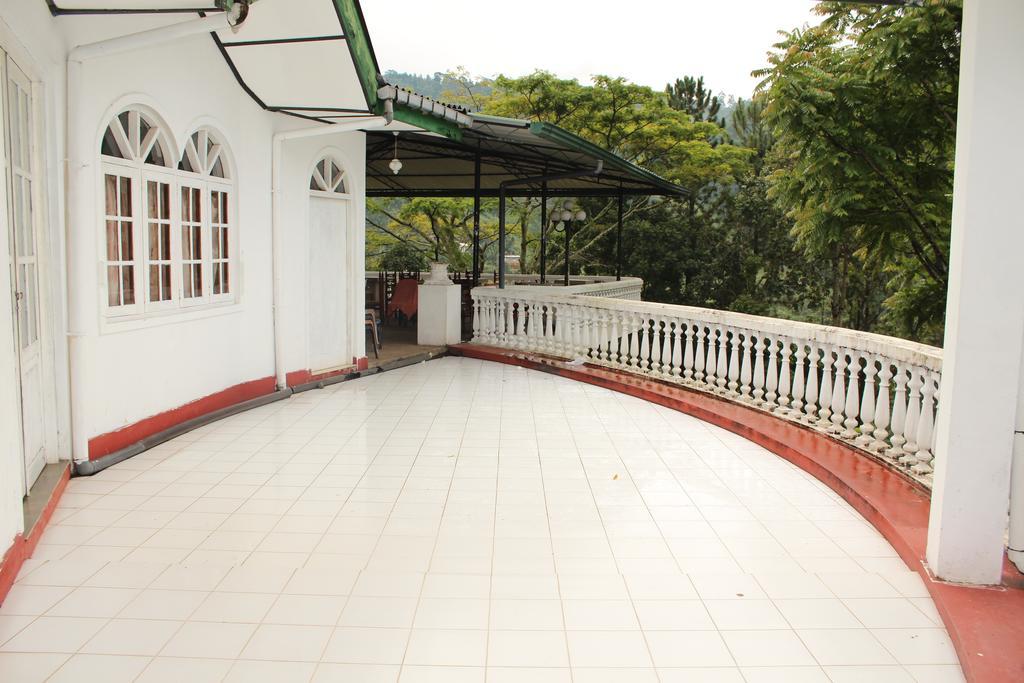 Royal Mount Hotel Kandy Room photo
