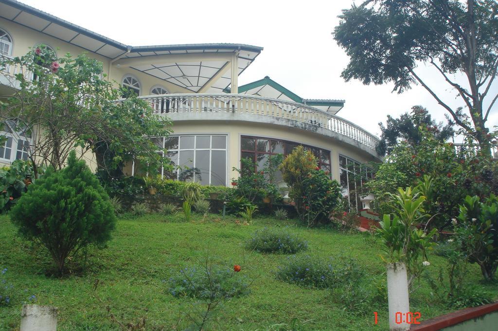 Royal Mount Hotel Kandy Exterior photo